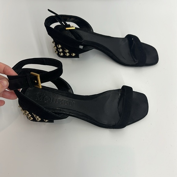 ALEXANDER MCQUEEN SPIKE BLOCK HEEL SANDALS - Picture 3 of 15